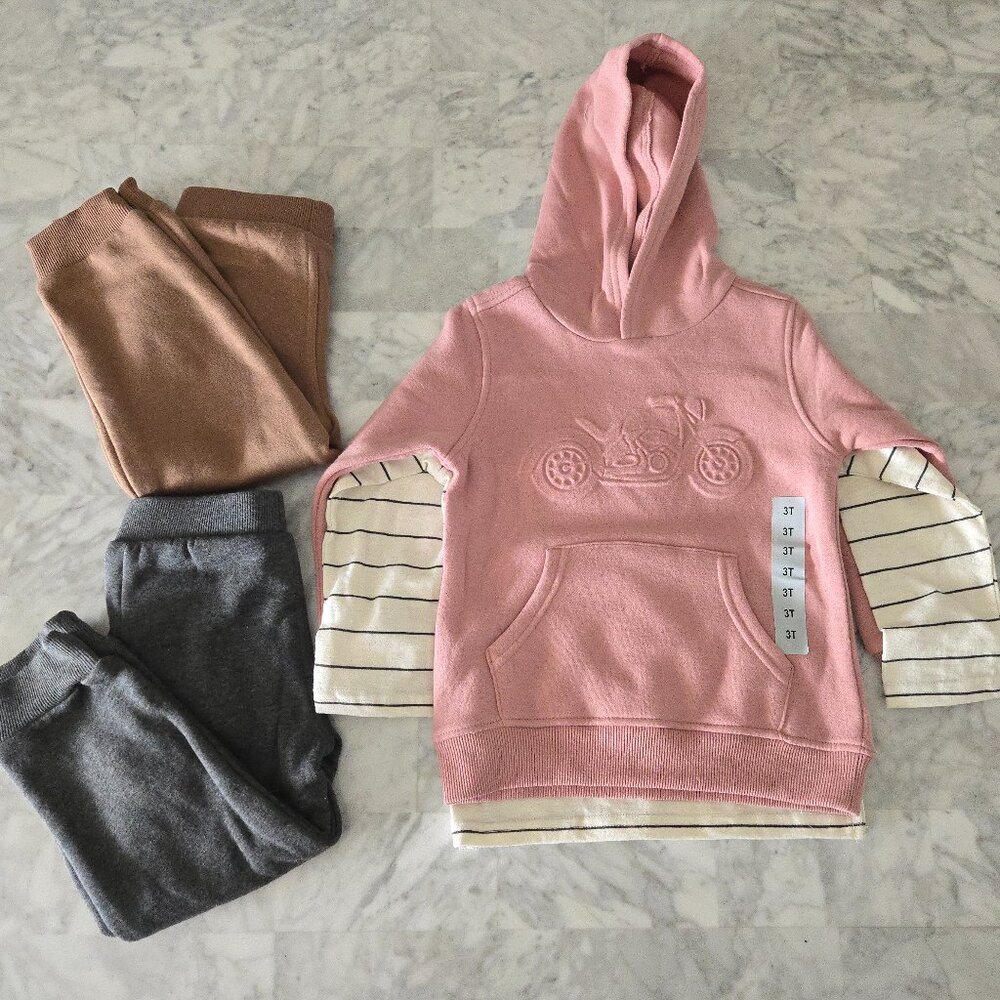 NWT! Kids Headquarters 4-Piece Set Casual Wear